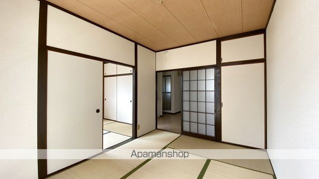 センチュリー清水の内装写真