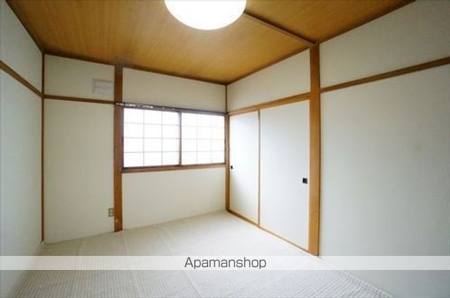 11条ハイツの内装写真