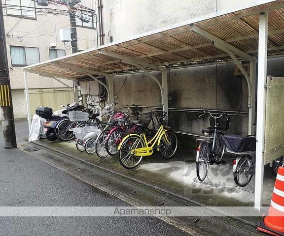 ロイヤルコート嵯峨の外観写真