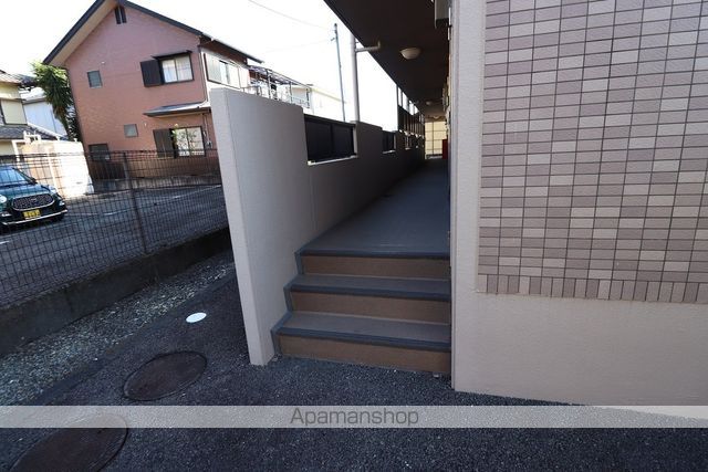 エクセルハイム中島の玄関写真