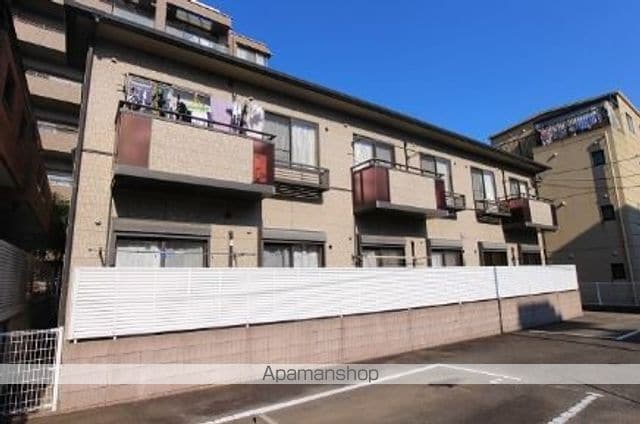 シャンテ城西の玄関写真