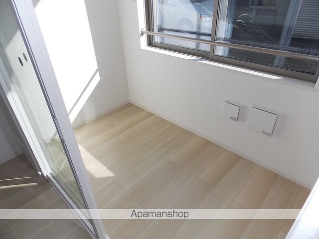 ADOMANIの内装写真