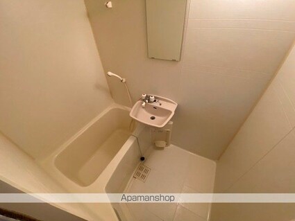 センチュリーワン[1R/32.66m2]のバス