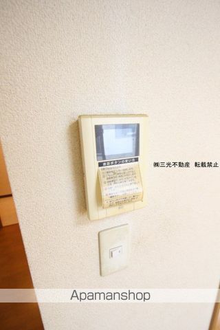 シャイニングスターの内装写真