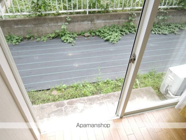 ケントハウス南小泉A棟の内装写真