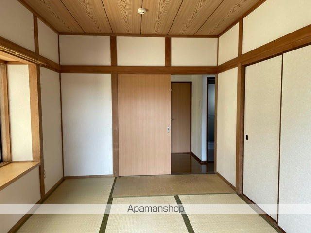 可部線 七軒茶屋駅 徒歩9分 2階建 築42年の内装写真