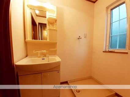 カールド・ファミリア[2LDK/60.03m2]の洗面所