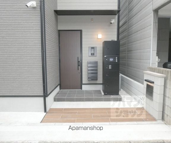 SHIN RESIDENCE 京都の玄関写真