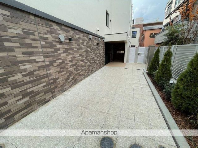 グローリオシェルト杉並方南町の玄関写真