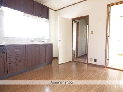 旭ルーミー天童南８号館[2DK/42.64m2]の内装2