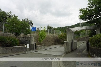 マルス・ミーション[2LDK/52.96m2]の周辺2