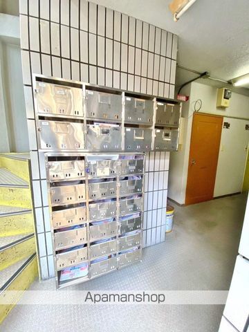 ビッグバーンズマンション高殿の内装写真