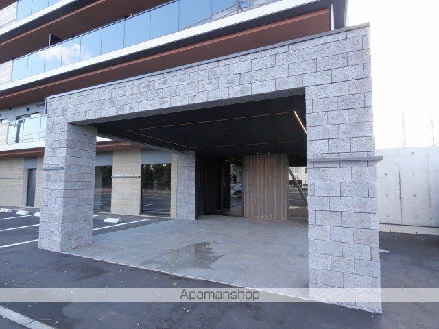SーRESIDENCE二十四軒AVELISの玄関写真
