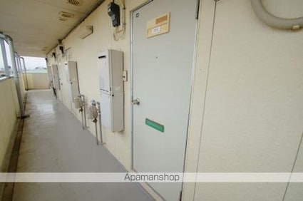 ヴィラ・ドゥマン[1K/19.87m2]の共用部1