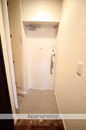 ＭＡＮＹ　ＦＩＥＬＤＳ　ＤＸ[1R/39.93m2]の玄関