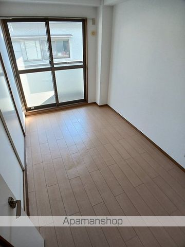スクウェアガーデン緑井の内装写真