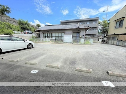 フレグランスラフォール[2K/43.54m2]の駐車場1