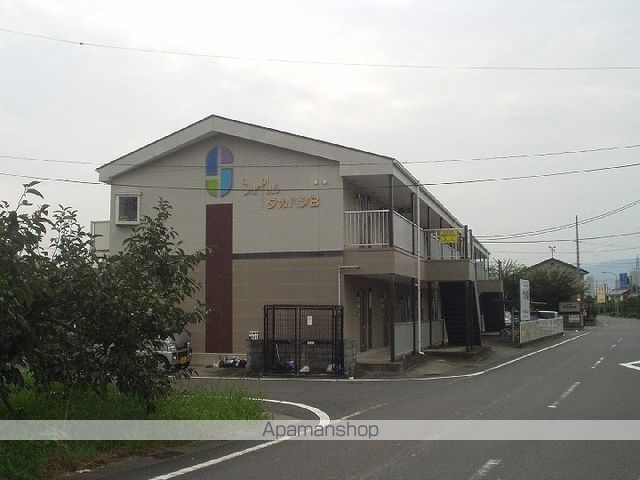 SurplusタカハシAの外観写真