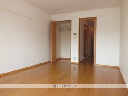 木村ロイヤルマンションⅤ[1K/30.66m2]のリビング・居間