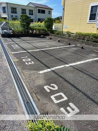 カトレア[2DK/44.34m2]の駐車場