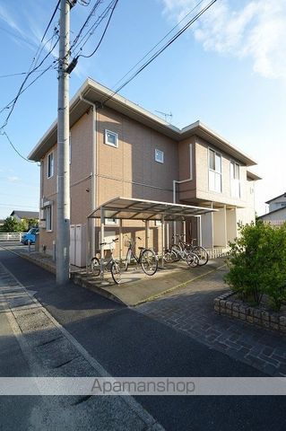 メイフラワー C棟の外観写真