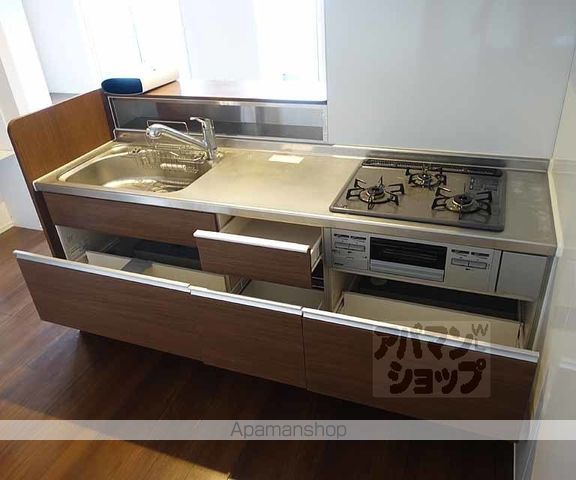 BNEXT 嵯峨の内装写真
