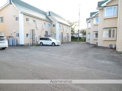 タウンハウスヨシダＣ[1DK/34.77m2]の駐車場