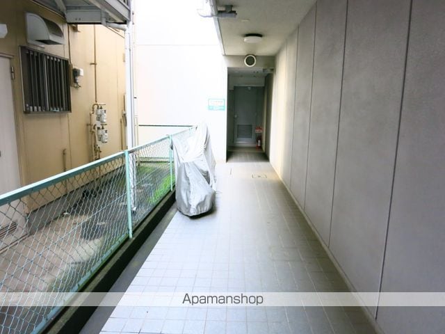 プラザ矢部の玄関写真