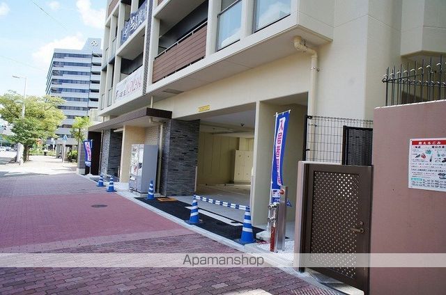 ビエネスタ千代県庁口の玄関写真