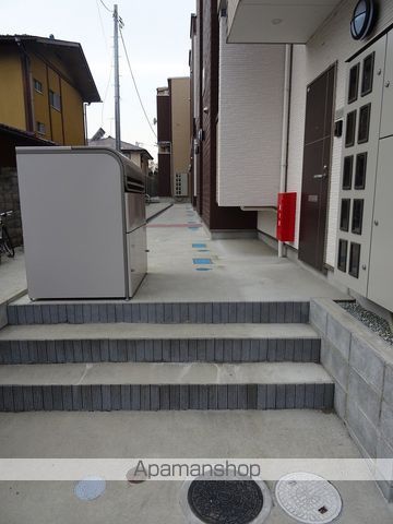 ユナプレイス弓ノ町の玄関写真
