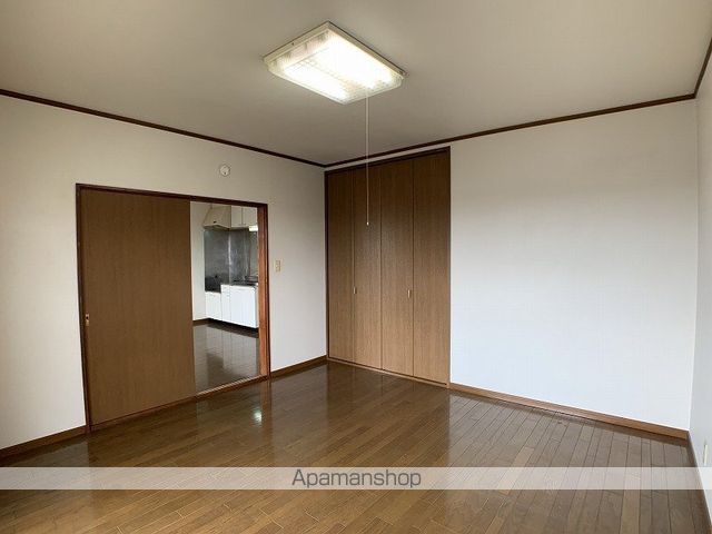 メゾン・ド・KIMIの内装写真