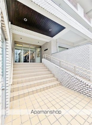 ニューハイツ湯島[1R/44.07m2]のエントランス