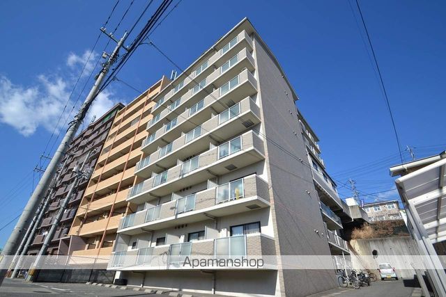 シャル中央の外観写真
