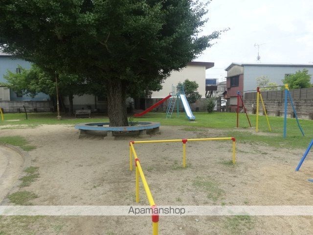 和歌山県和歌山市湊[1LDK/46.69m2]の周辺1