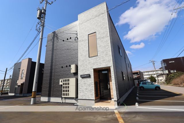 IRODORI Bの玄関写真