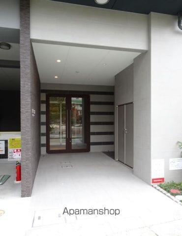 ラフレシーサ博多駅南VIの玄関写真