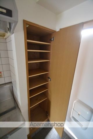 アークハイツ内山下の内装写真