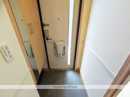 メゾン・ド・シュシュ　Ｂ棟[2LDK/52.51m2]の玄関