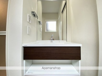 ＬＯＷＥＳ[1LDK/29.78m2]の洗面所