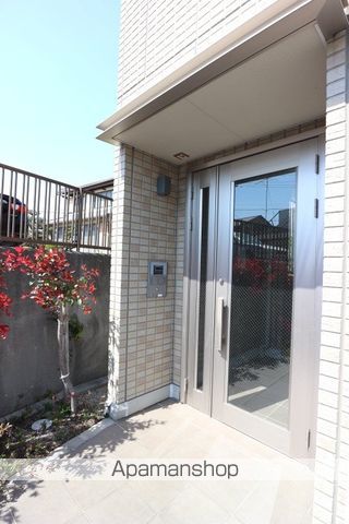 フロール花水木の玄関写真