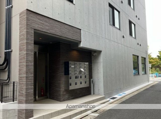 レピュア東大島駅前レジデンスの玄関写真