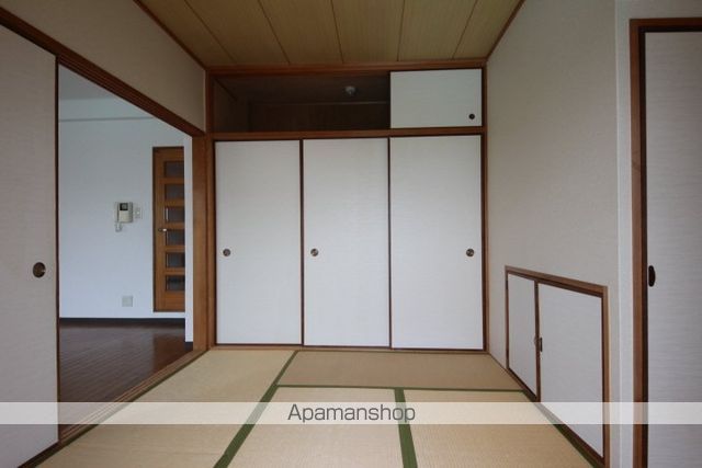 ロイヤルオークの内装写真