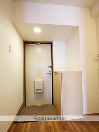 グランアルブル勝山[1R/28.5m2]の玄関
