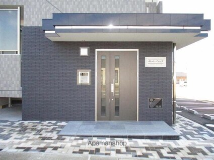 ハーバーイーストⅡ[1LDK/40.56m2]のエントランス2