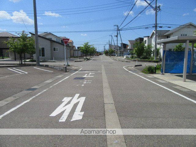 ラ・ファミーリヤの周辺写真
