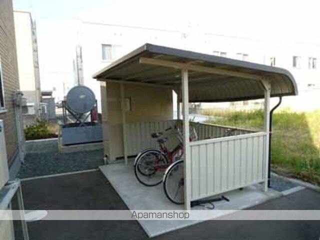 ブルーフォレスト笹崎[2LDK/59.49m2]の共用部2