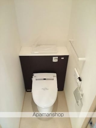 ベルジュネス春日町[1K/27.2m2]のトイレ