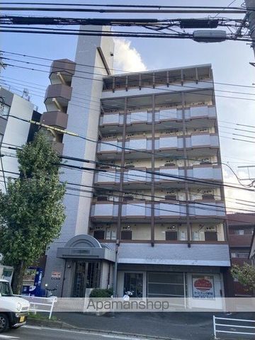 リビング大池通りの外観写真