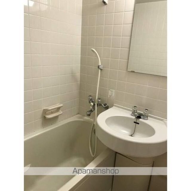 グランドメゾン三軒茶屋[1DK/30.55m2]のバス