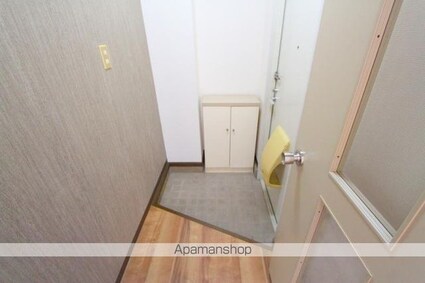 フレグランス高尾Ａ・Ｂ[2LDK/58.84m2]の玄関